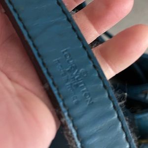 Authentic LV Epi Noe Bucket bag